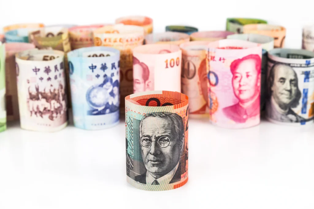 Rolled currency notes representing the best pairs for forex signals in 2025 trading opportunities.