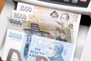 Strongest and Weakest Currencies in 2025 global banknotes.